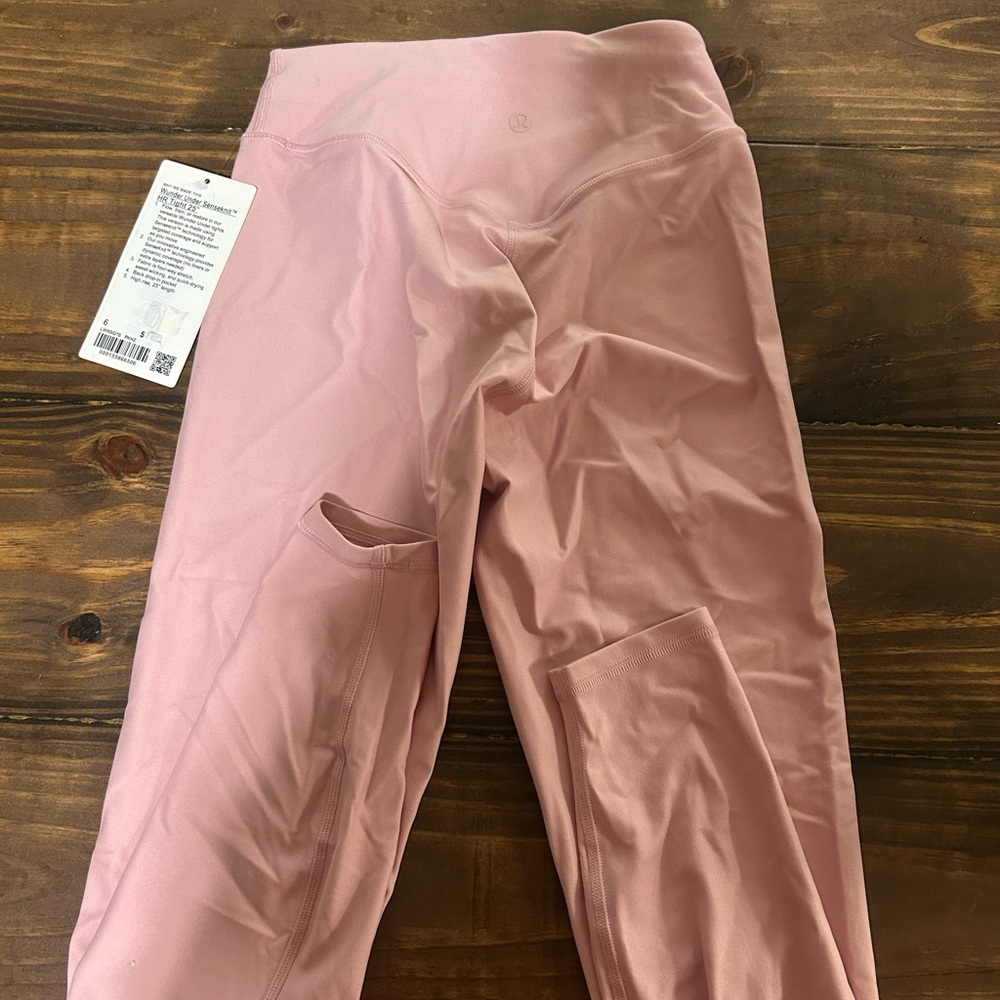 Lululemon Pink Wunder Under Leggings